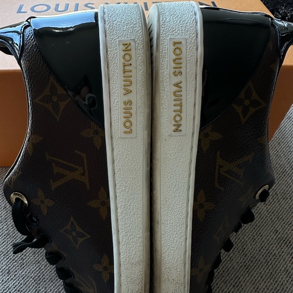 Louis Vuitton Monogram Canvas Patent Leather Front Row Sneakers - Size 38 - Picture 4 of 12